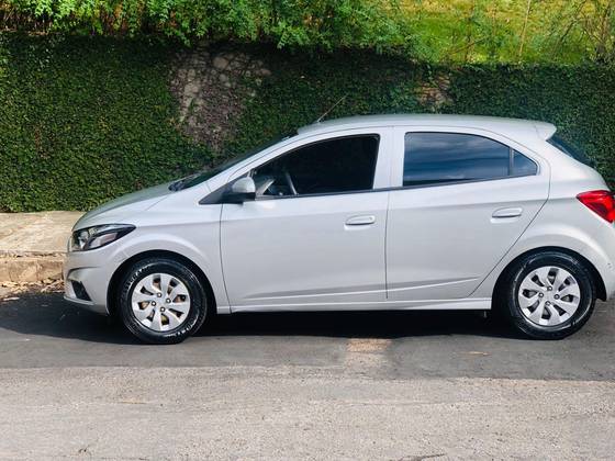 CHEVROLET ONIX 1.0 MPFI LT 8V FLEX 4P MANUAL